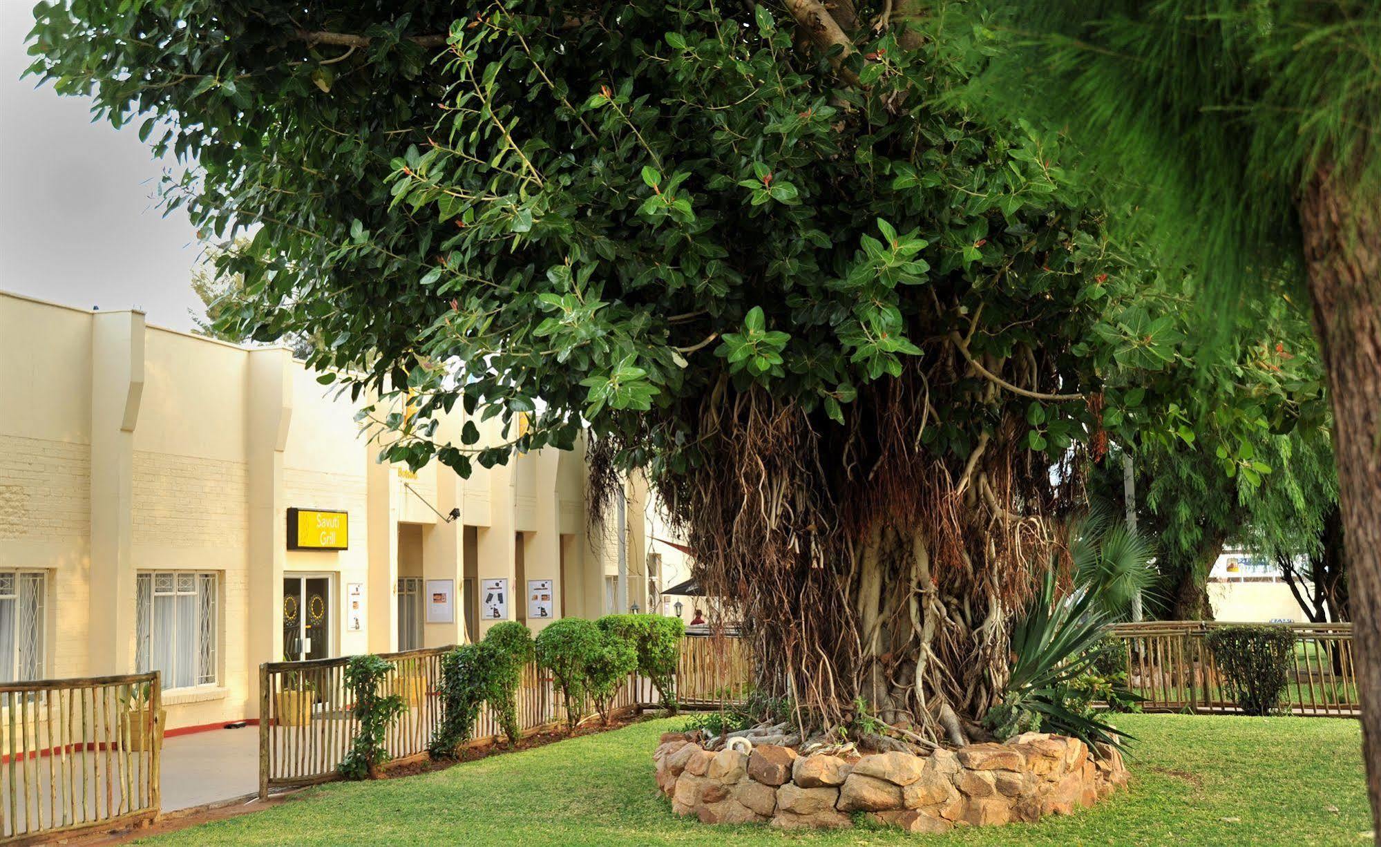Palapye Cresta Botsalo Hotel מראה חיצוני תמונה